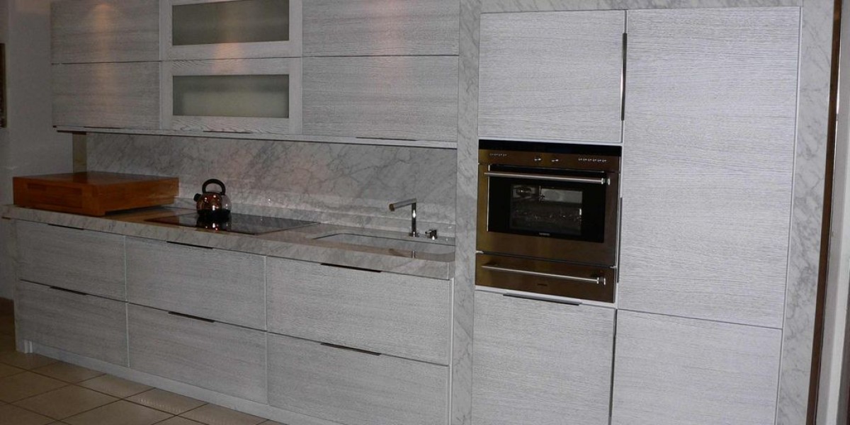 cucina_linear_marmo_carrara.jpg